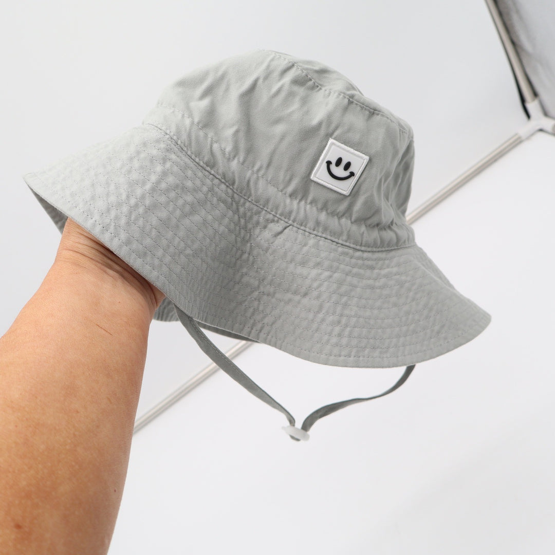 Unbranded Bucket Hat Kids 54cm Smiley Face Patch Grey Adjustable Strap Excellent