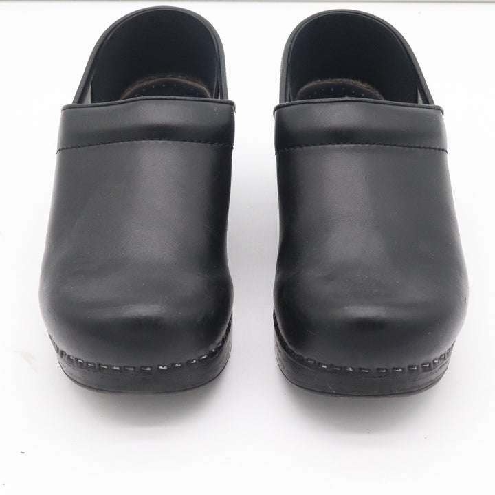 Dansko Professional Black Leather Clogs Womens Size 38 Comfort Shoes Slip On