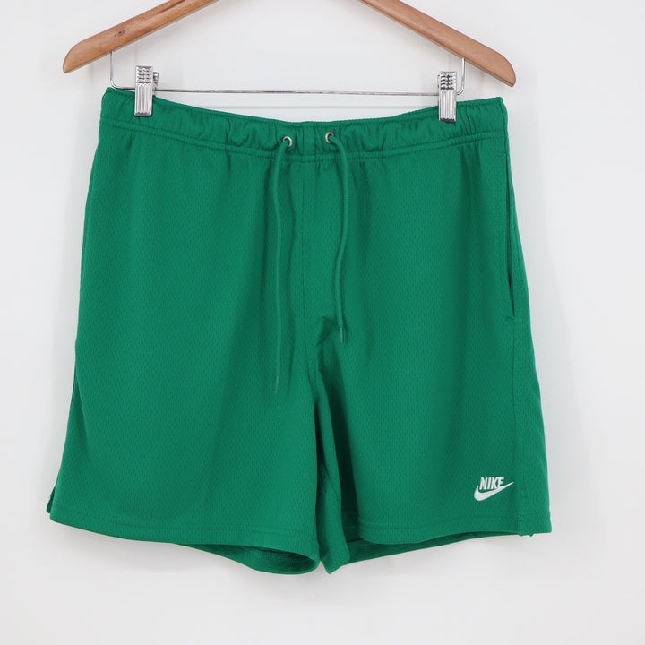 Nike Mens Green Mesh Athletic Shorts Standard Fit Size M NEW
