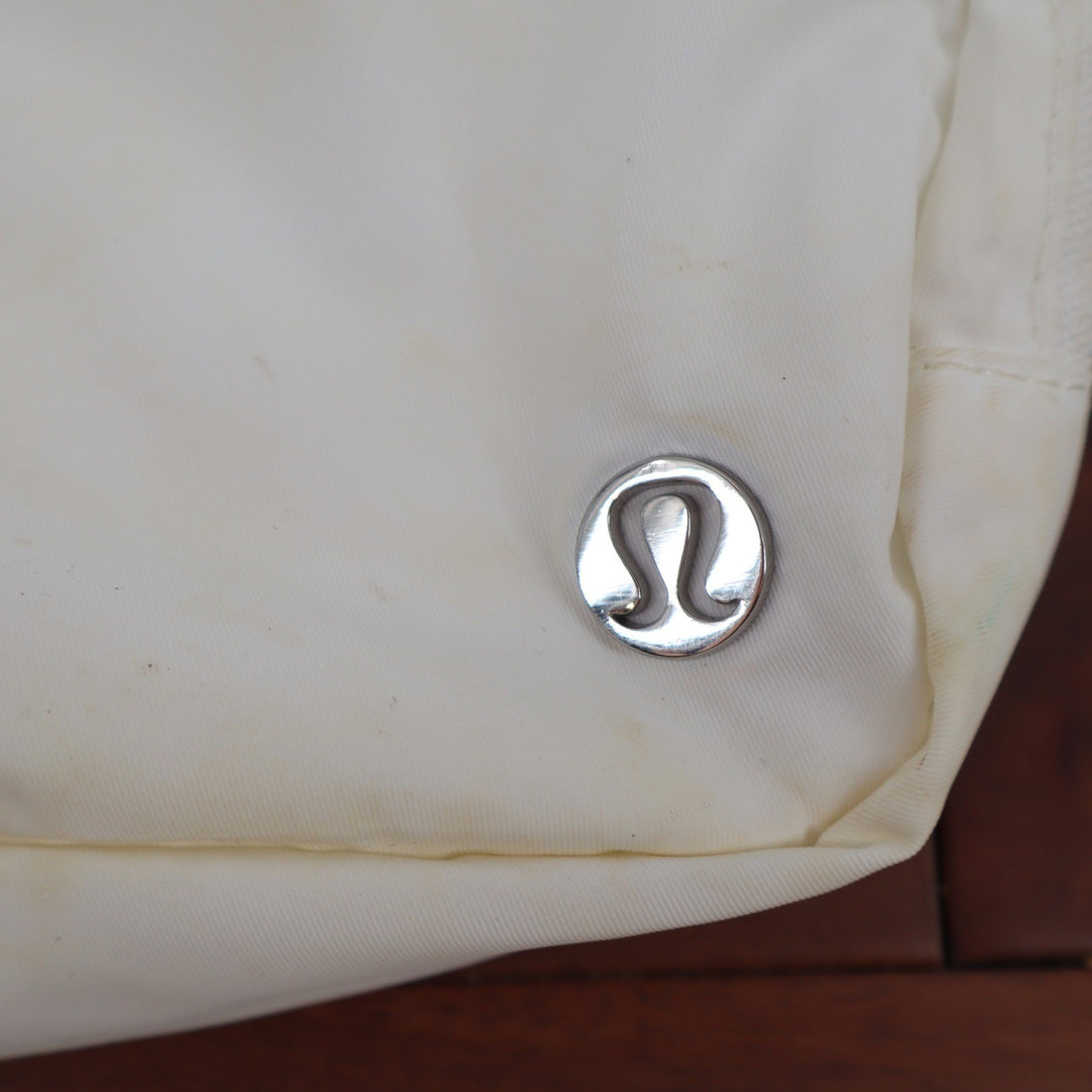 Lululemon Everywhere Belt Bag White Adjustable Strap Fanny Pack Bag
