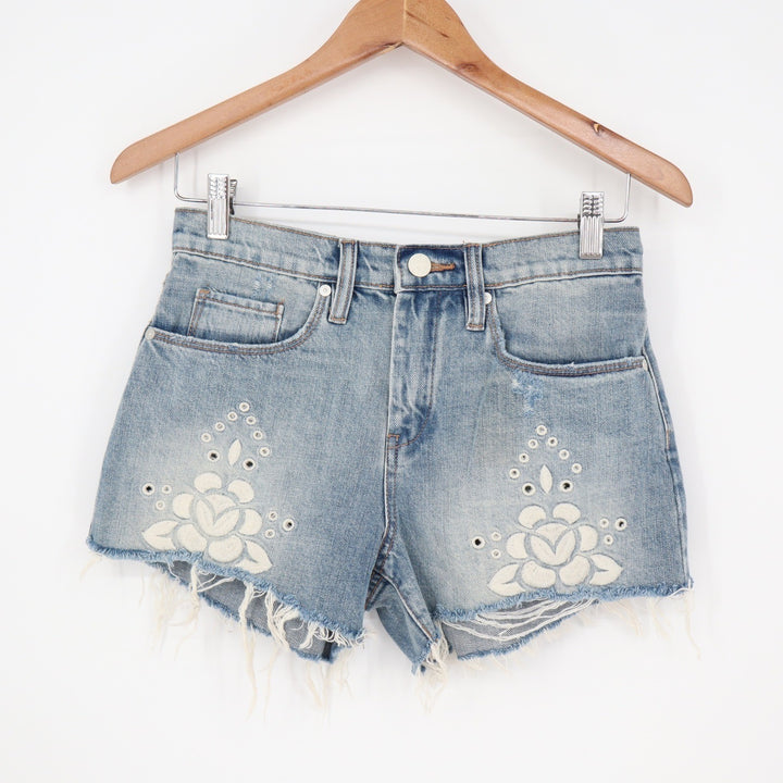Chelsea & Violet Floral Embroidered Eyelet Denim Shorts Light Wash Size 25