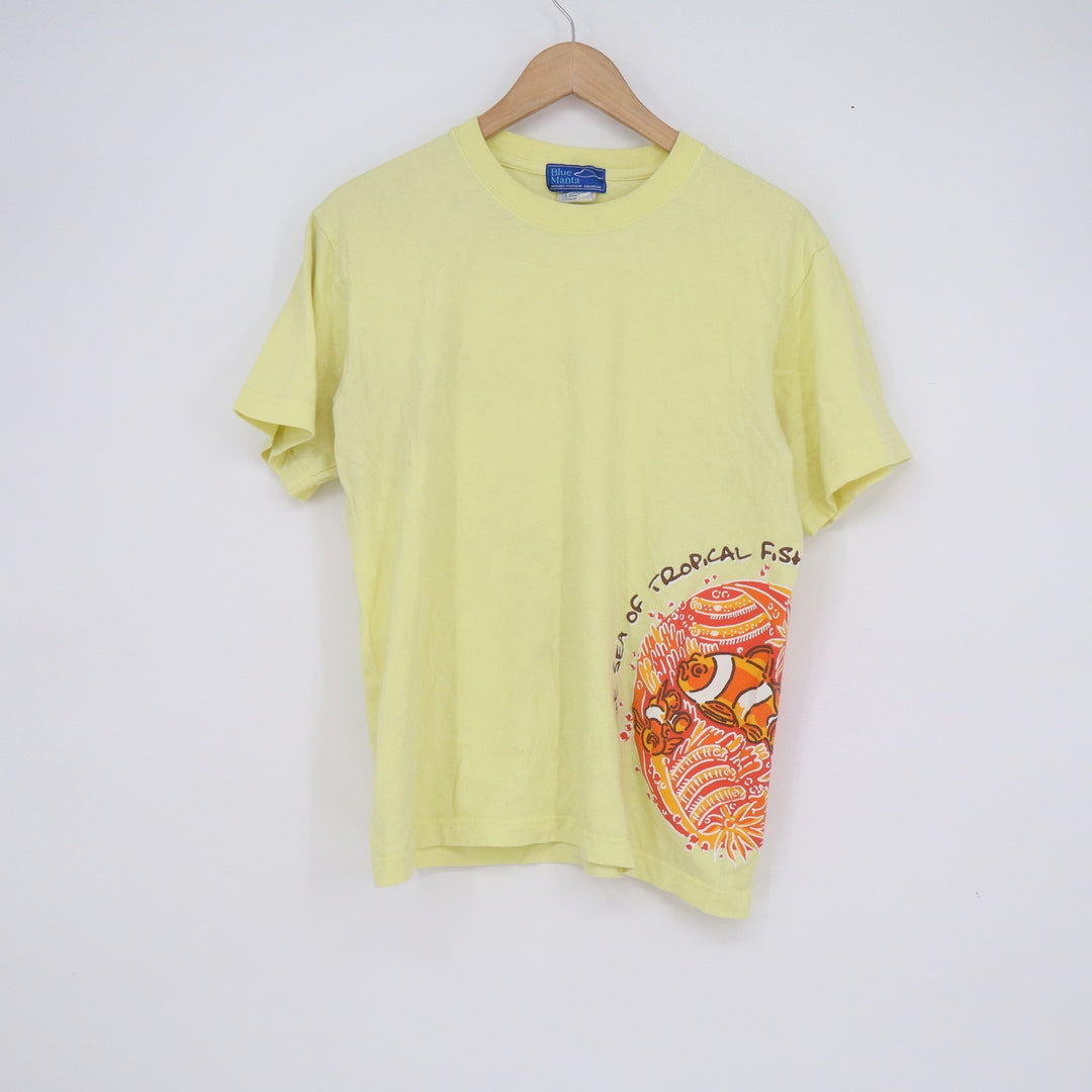 Blue Manta Okinawa Churaumi Aquarium Yellow Tropical Fish Graphic T-Shirt M
