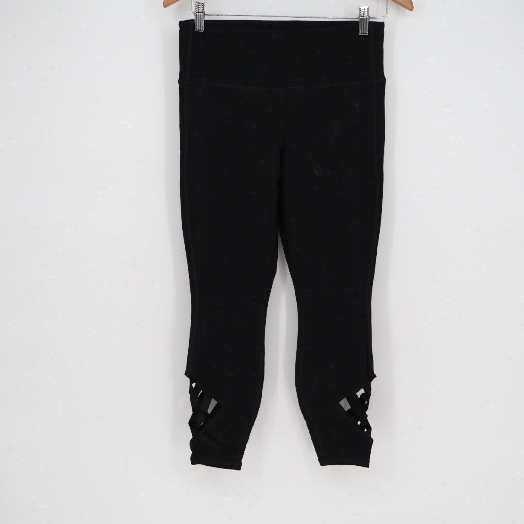 Athleta Black Lattice Cutout Capri Leggings Size MP