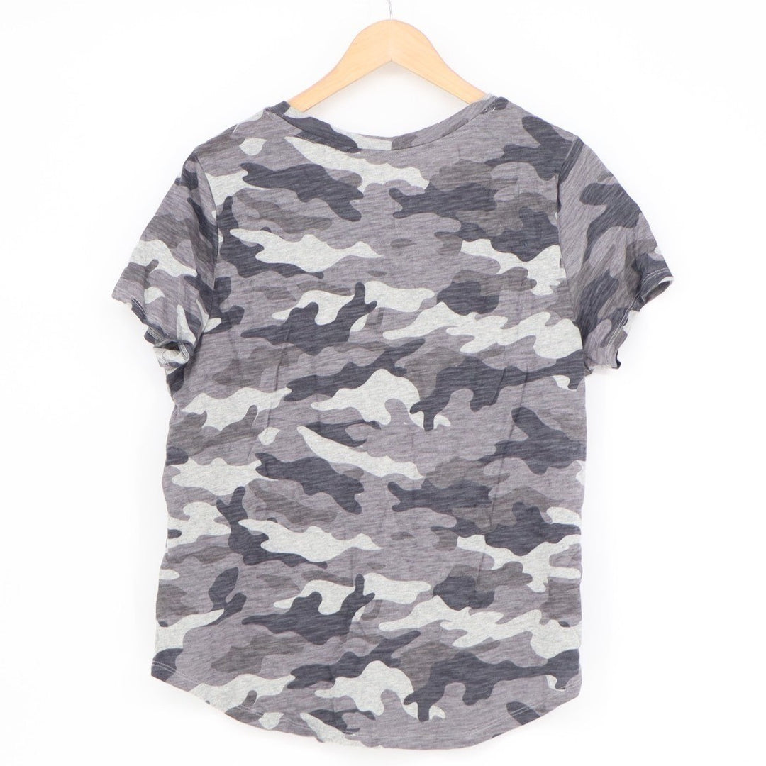 Old Navy Everywear T-Shirt Womens Large Multi Camo Cotton Crew Neck Short Sleeve