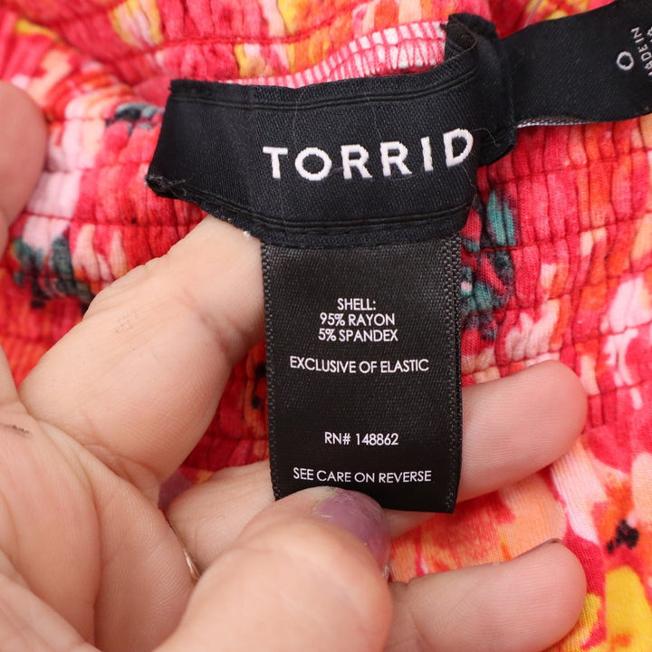 Torrid Red Floral Leopard Smocked Waist Shorts Plus Size 0 Relaxed Fit Summer