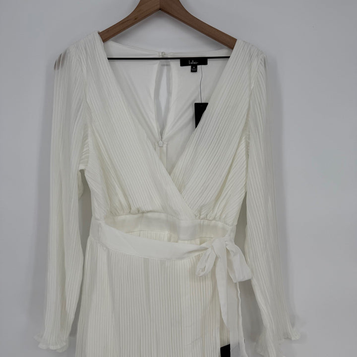 Lulus Pissed To Be Here White Plisse Ballon Sleeve Romper Size M