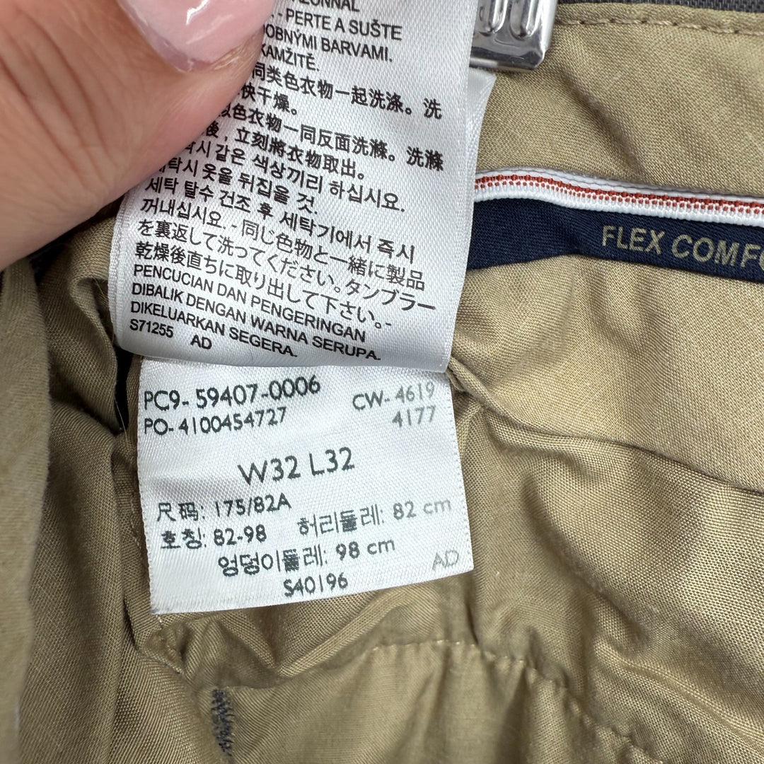 Dockers Signature Khaki Pants Mens 32x32 Gray Flex Comfort Tapered Leg Slim Fit