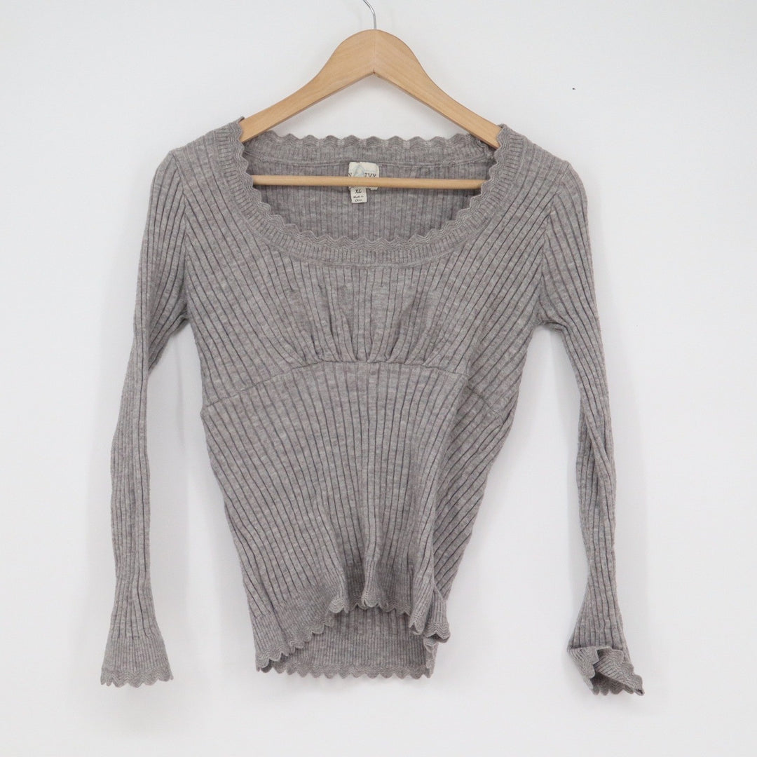 June & Ivy Gray Ribbed Scalloped Empire Waist Sweater Top XL