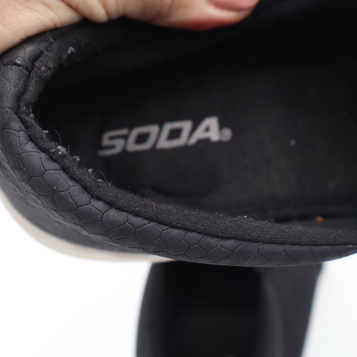Soda Womens Black Snakeskin Textured Slip On Sneakers Platform Shoes Size 10