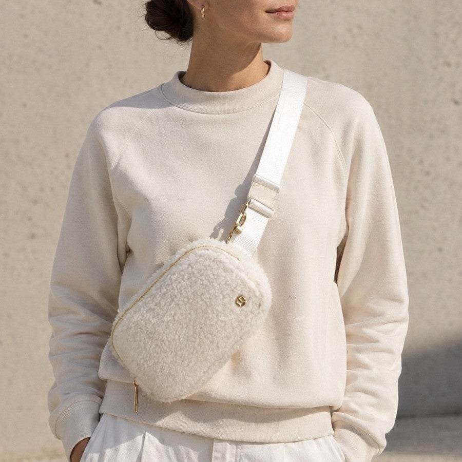 Lululemon Everywhere Belt Bag 1L Fleece Ivory Cream Sherpa Waist Pack