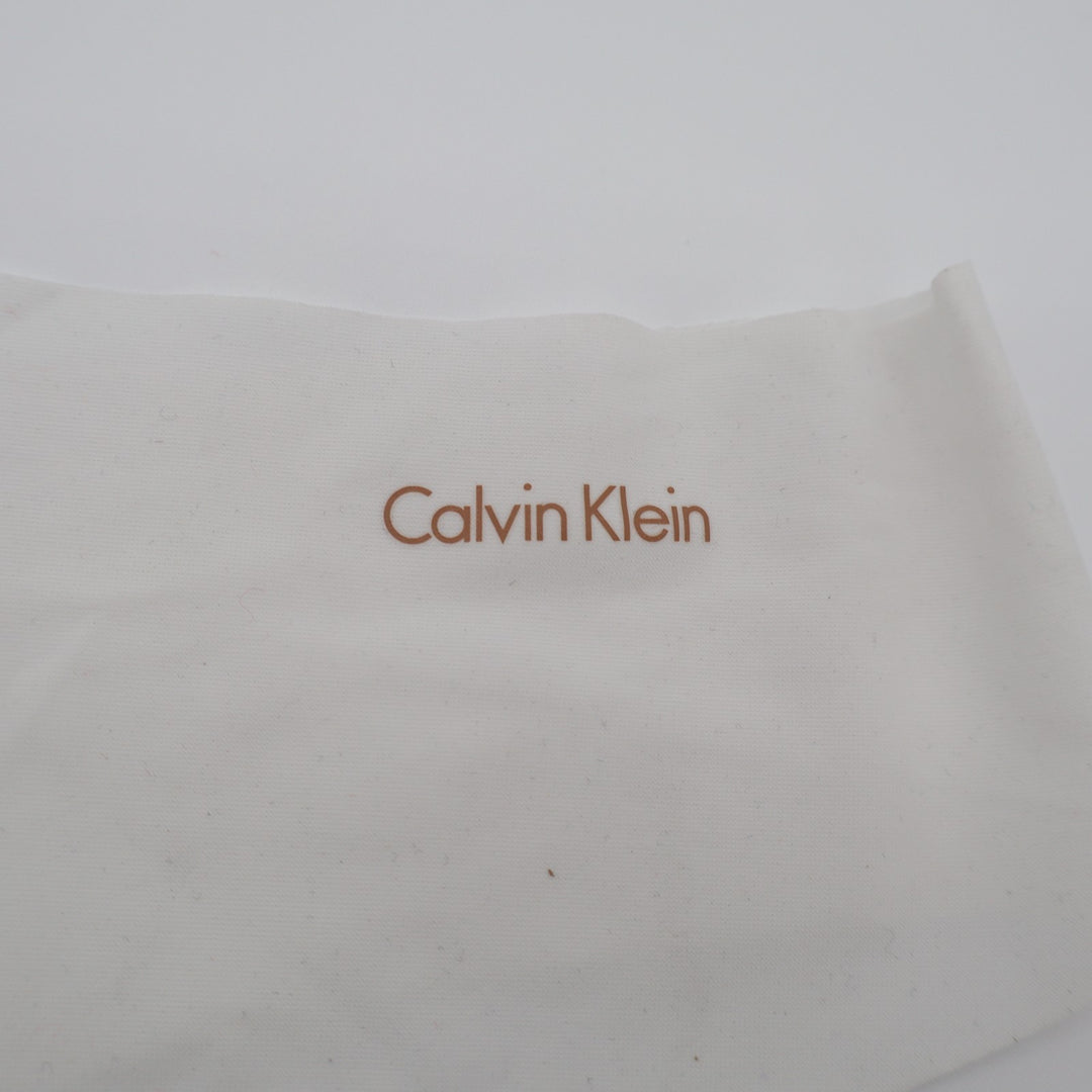 Calvin Klein Invisibles Thong Panty Womens M White Stretch Seamless Flexible Fit