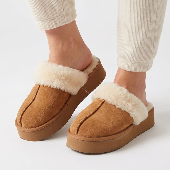 Chestnut Faux Suede Platform Slippers Faux Fur Lined Mule Clogs Women Size 9