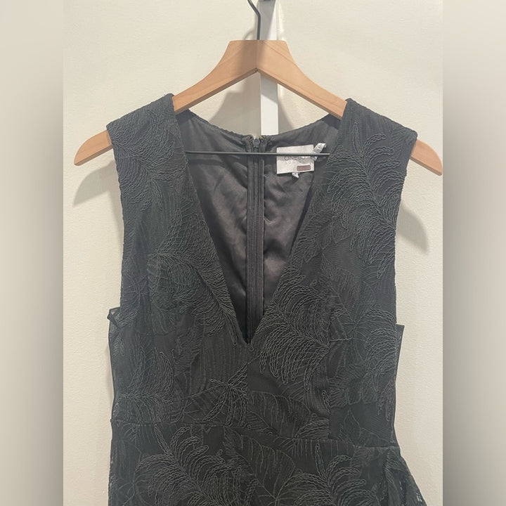 One33 Social Ruffle Palm Gown Size 8