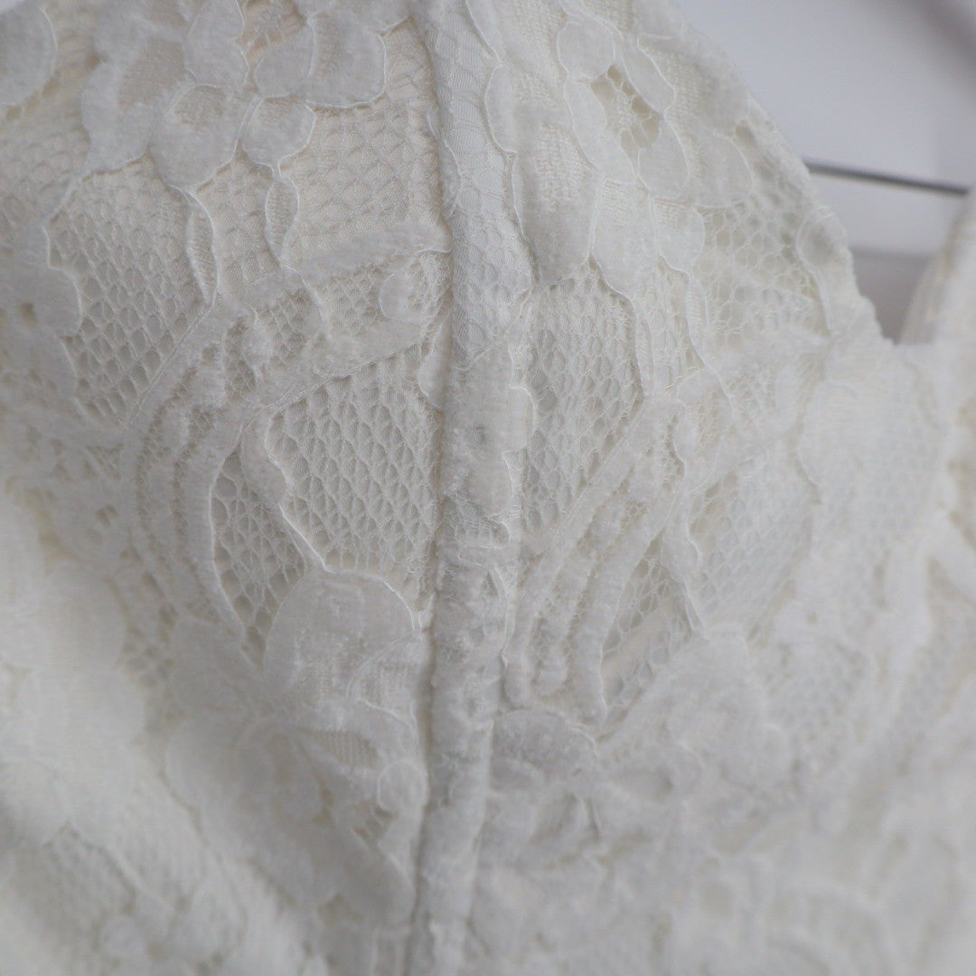 Naked Wardrobe White Floral Lace Sweetheart Bustier Crop Top Strapless Back Zip