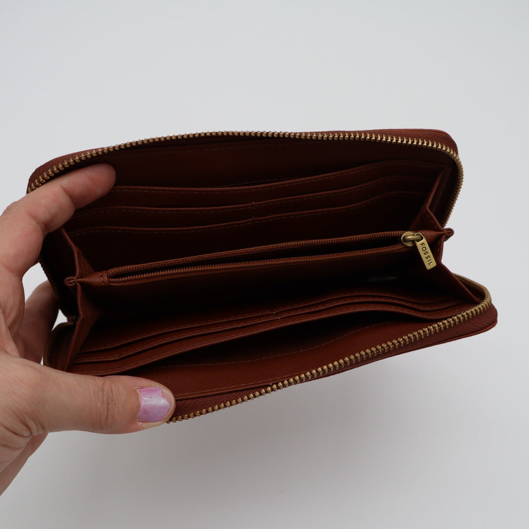 Fossil Tiegan Womens Clutch Wallet Brown Leather Zip Around Credit Card Slots