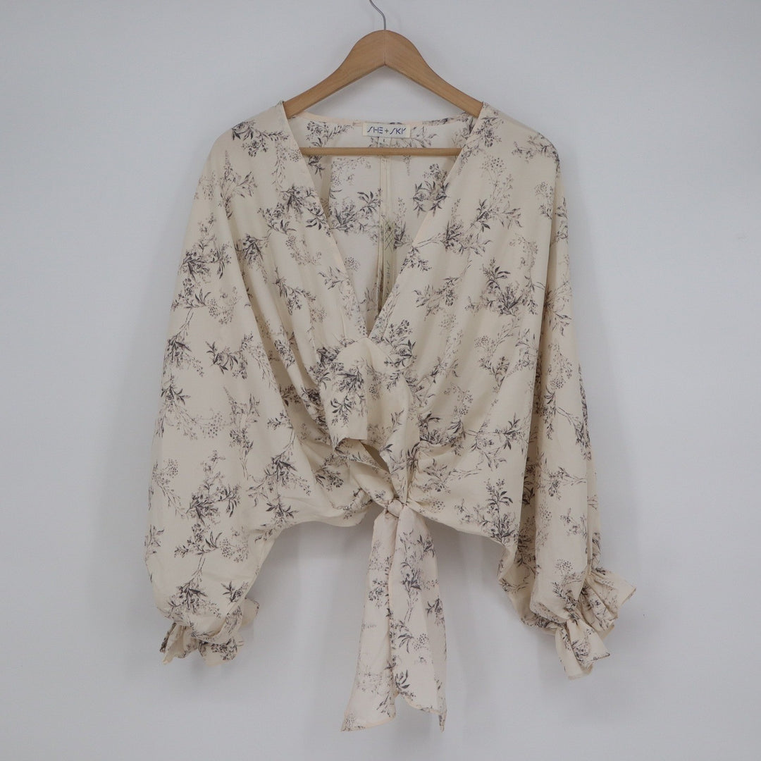 She + Sky SS7053 Acer Floral Tie Front Balloon Sleeve Top Cream Large NWT