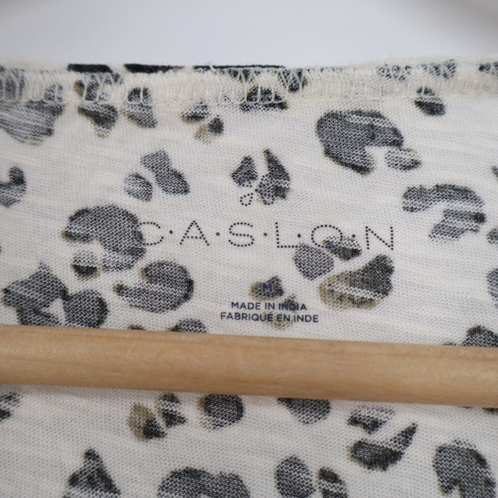 Caslon Womens Leopard Print Scoop Neck Short Sleeve T-Shirt White Black Medium