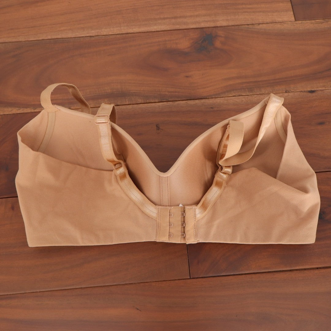 Warners No Side Effects Underarm Smoothing Bra Womens 36D Nude Wireless Padded