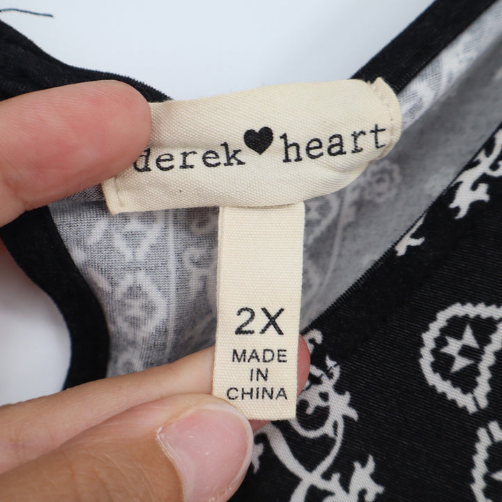 Derek Heart Dress Womens 2X Shift Black White Geometric Keyhole Back Excellent
