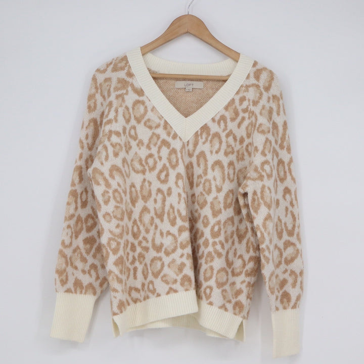 LOFT Womens Tan Leopard Print V-Neck Wool Blend Knit Sweater Size M
