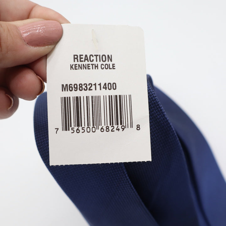 Kenneth Cole Reaction Mens Blue Textured 100% Silk Necktie NEW