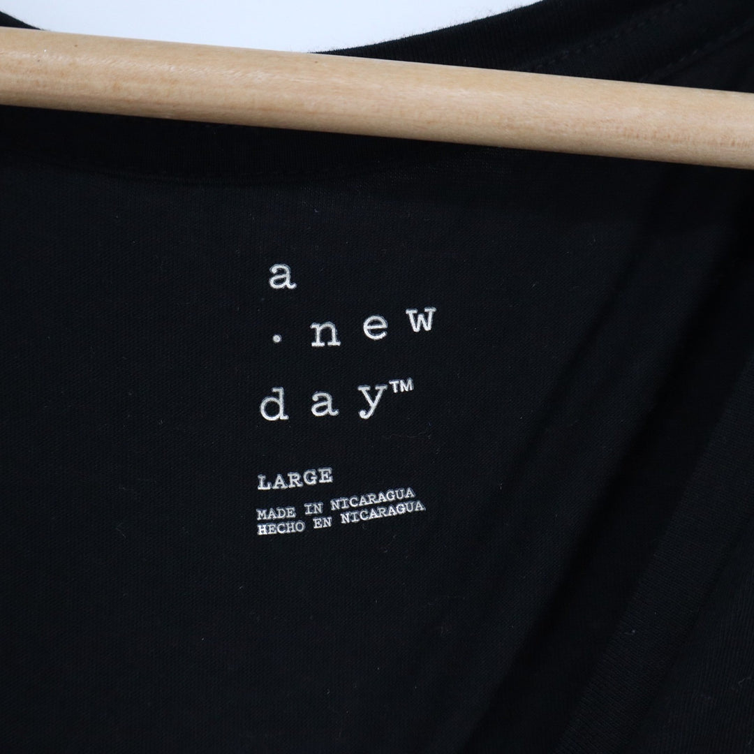 A New Day Womens Black V-Neck Short Sleeve Rolled Cuff Tee Shirt Large