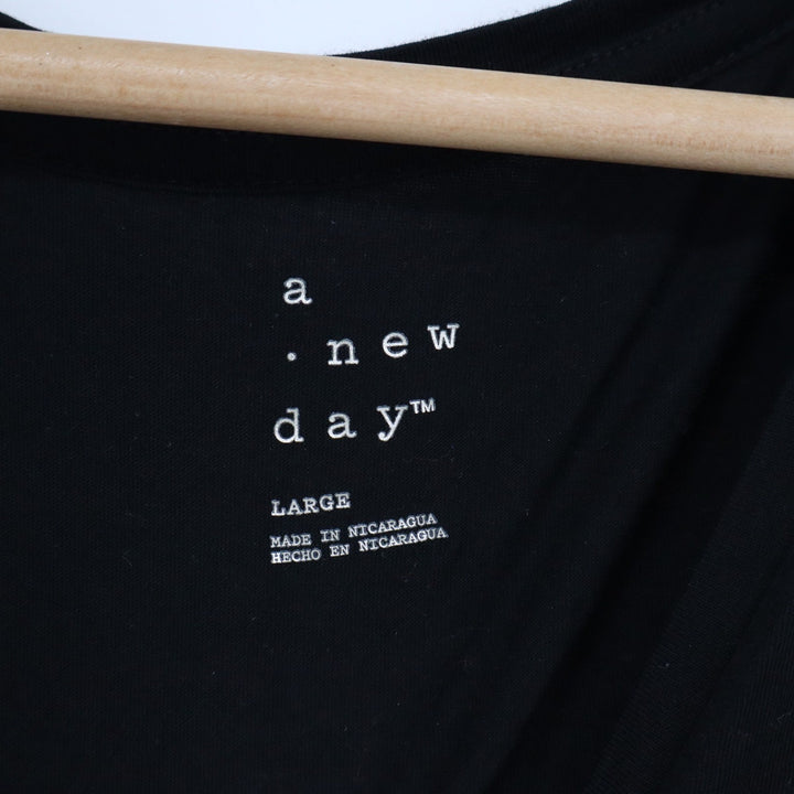 A New Day Womens Black V-Neck Short Sleeve Rolled Cuff Tee Shirt Large