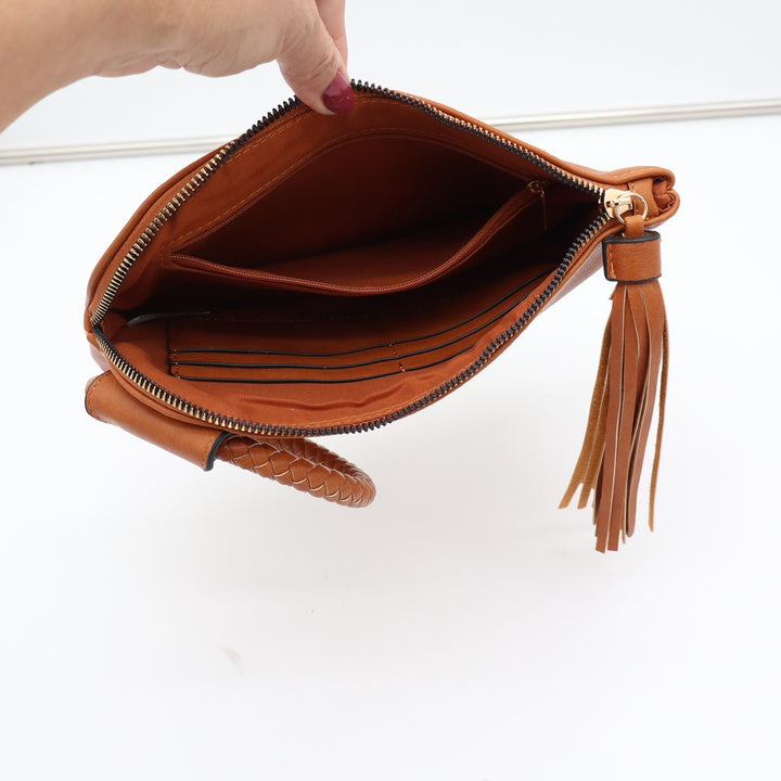 Unbranded Clutch Womens OS Wristlet Cognac Brown Braided Ring Tassel Excellent