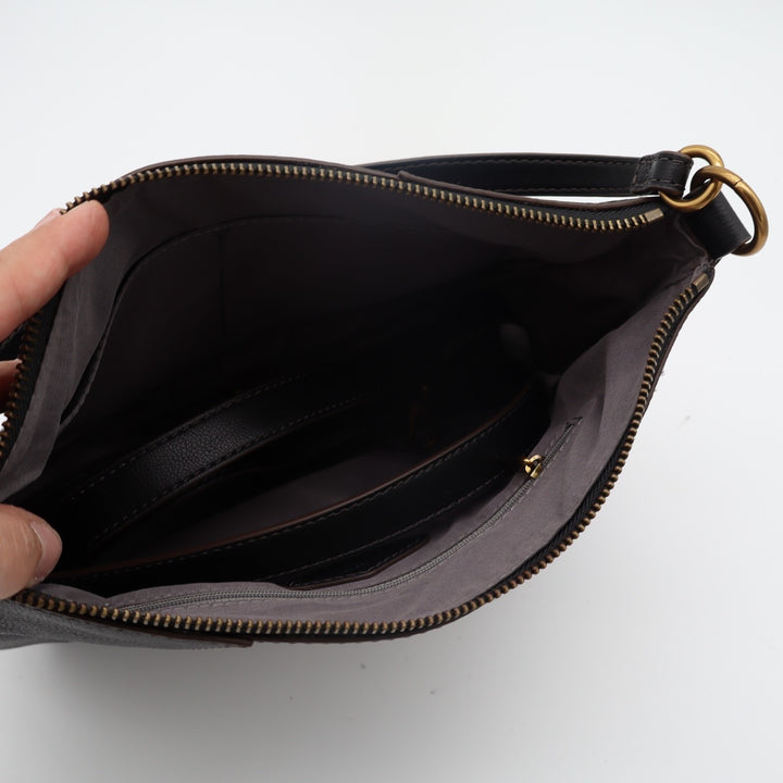 Fossil Skylar Womens Handbag Black Pebbled Leather Inner Pockets Shoulder Bag