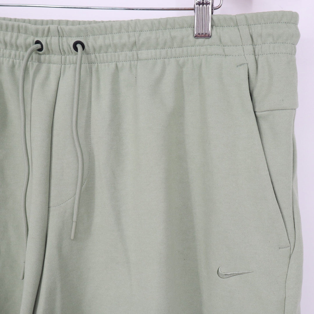 Nike Mens Dri-FIT Training Shorts Oil Green Sage XL NEW