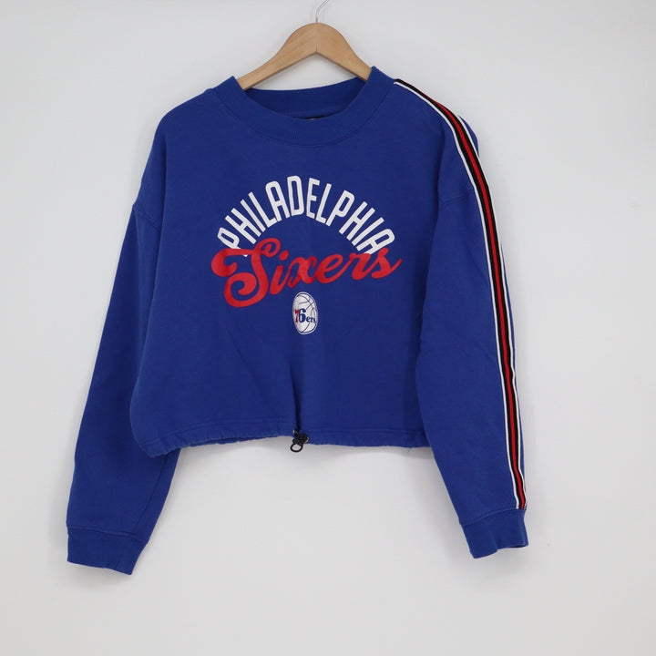 NBA Philadelphia Sixers Cropped Sweatshirt Blue XL Side Stripe Drawstring Hem