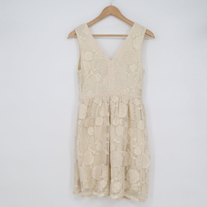 Altard State White Floral Lace V-Neck Sleeveless Fit & Flare Dress M