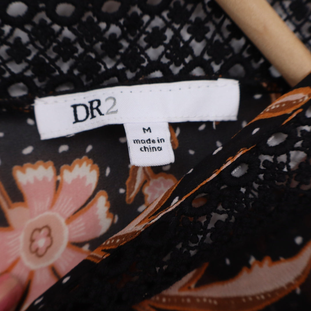 DR2 Blouse Womens Medium Black Floral Crochet Lace Trim Excellent
