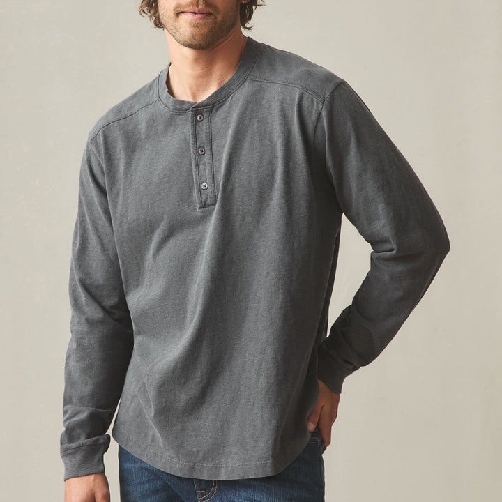 American Giant Broken-In Premium Slub T-Shirt Mens L Washed Black Henley Neck