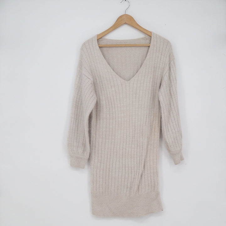 Rouge! Beige Ribbed Knit V-Neck Sweater Dress Long Sleeve Size 8 Oatmeal