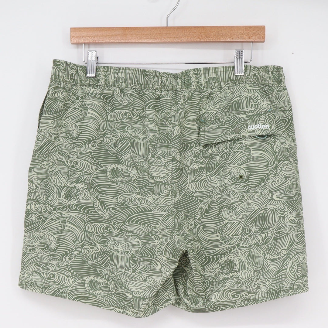 Wellen Swim Trunks Mens L Performance Green Wave Print 5" Inseam Excellent