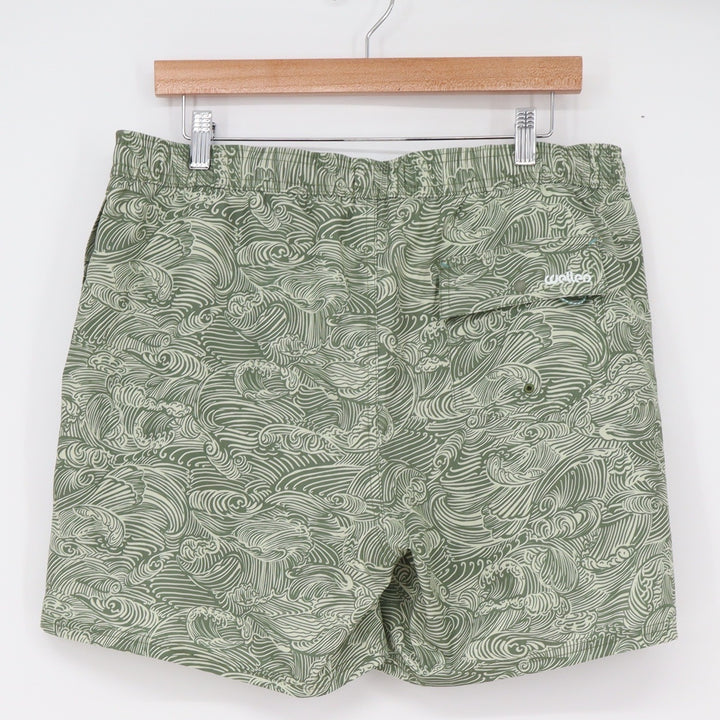 Wellen Swim Trunks Mens L Performance Green Wave Print 5" Inseam Excellent
