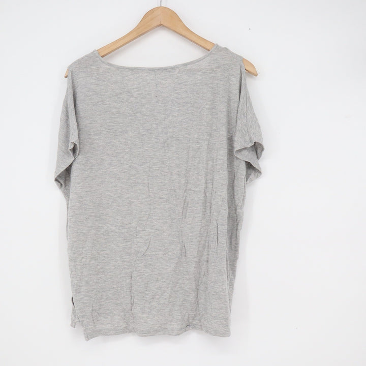 Juicy Couture Mens Gray I Can't EVEN Cold Shoulder Graphic Tee Shirt Large