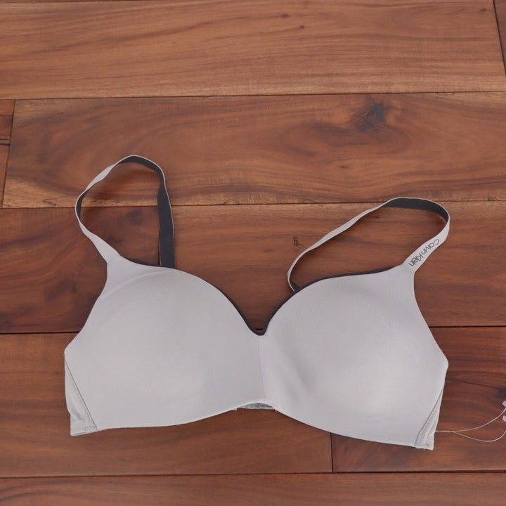 Calvin Klein Light Grey Wireless T-Shirt Bra Logo Straps QP2931S Small
