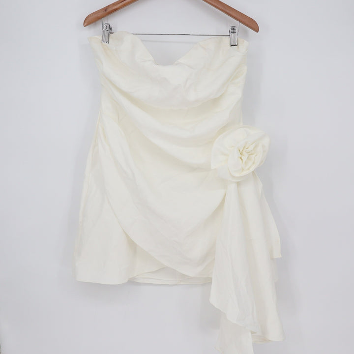 Showpo Betsy White Strapless Draped Rose Mini Dress Size 12 SD24090153