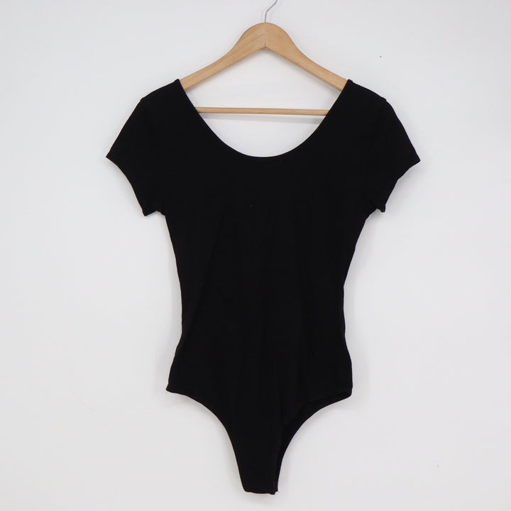 Active Basic Womens Black Short Sleeve Scoop Neck Bodysuit Size M