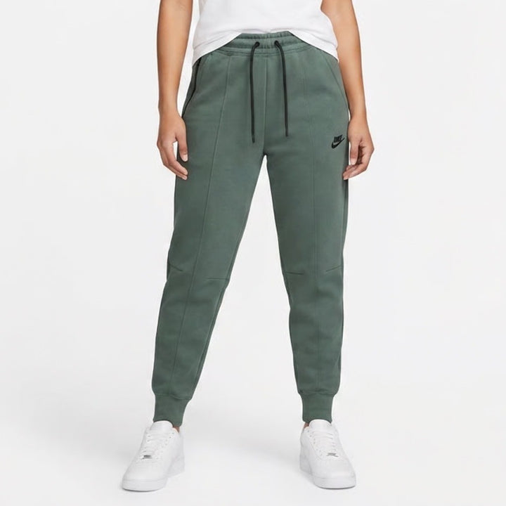 Nike Sportswear Tech Fleece Joggers Fir Green FB8330-338 Womens XS New