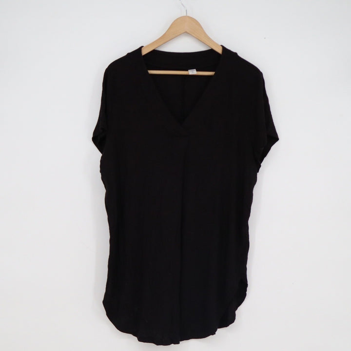 Old Navy Luxe Womens Large Black V-Neck Short Sleeve Curved Hem Tunic Tee Shirt