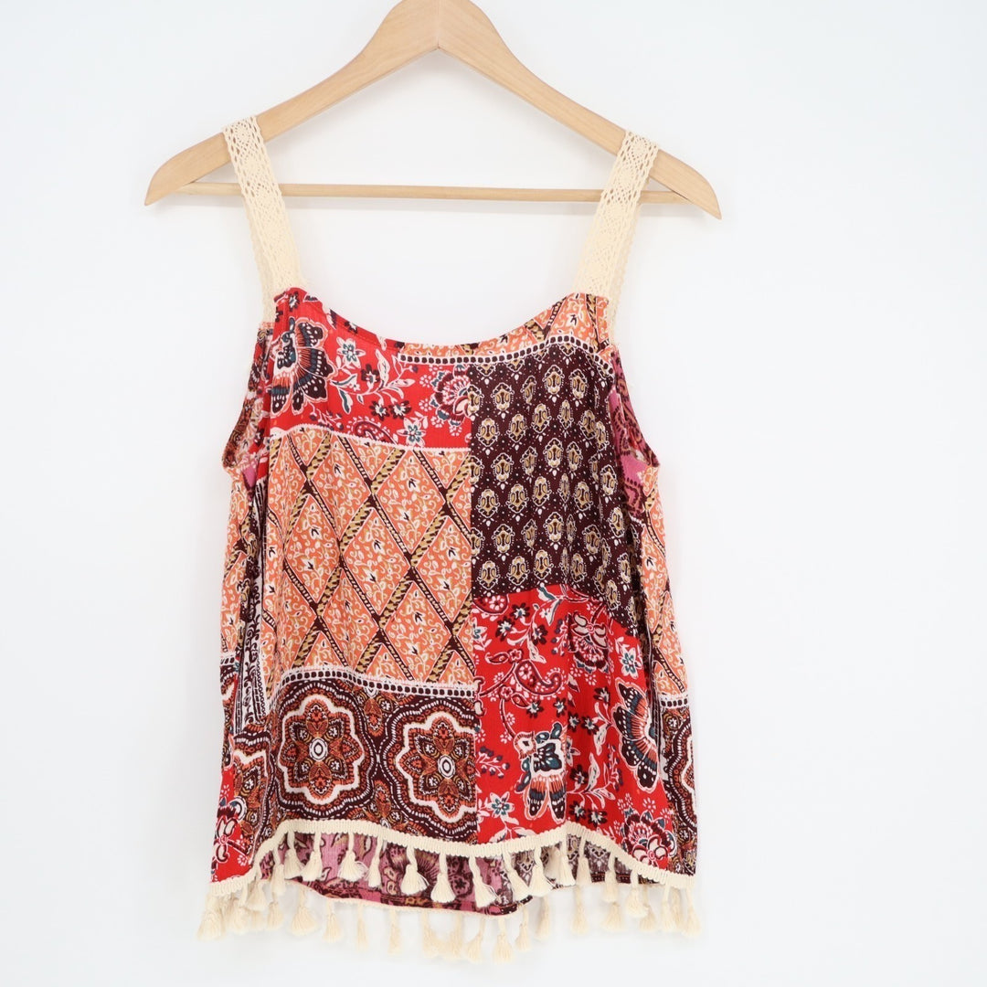 Illa Illa Tank Top Womens Medium Multi Floral Fringe Detailing Crochet Straps