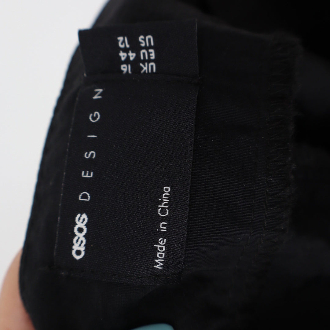ASOS DESIGN Skirt Womens 12 Cargo Mini Black Buckle Utility Excellent