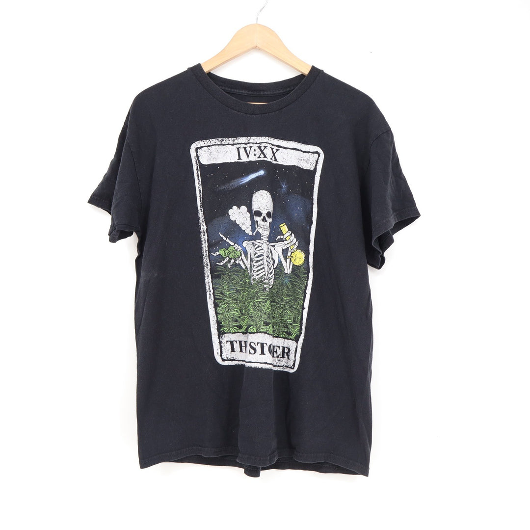 Spencers The Stoner Tarot Card Skeleton IV:XX Black Graphic T-Shirt Large