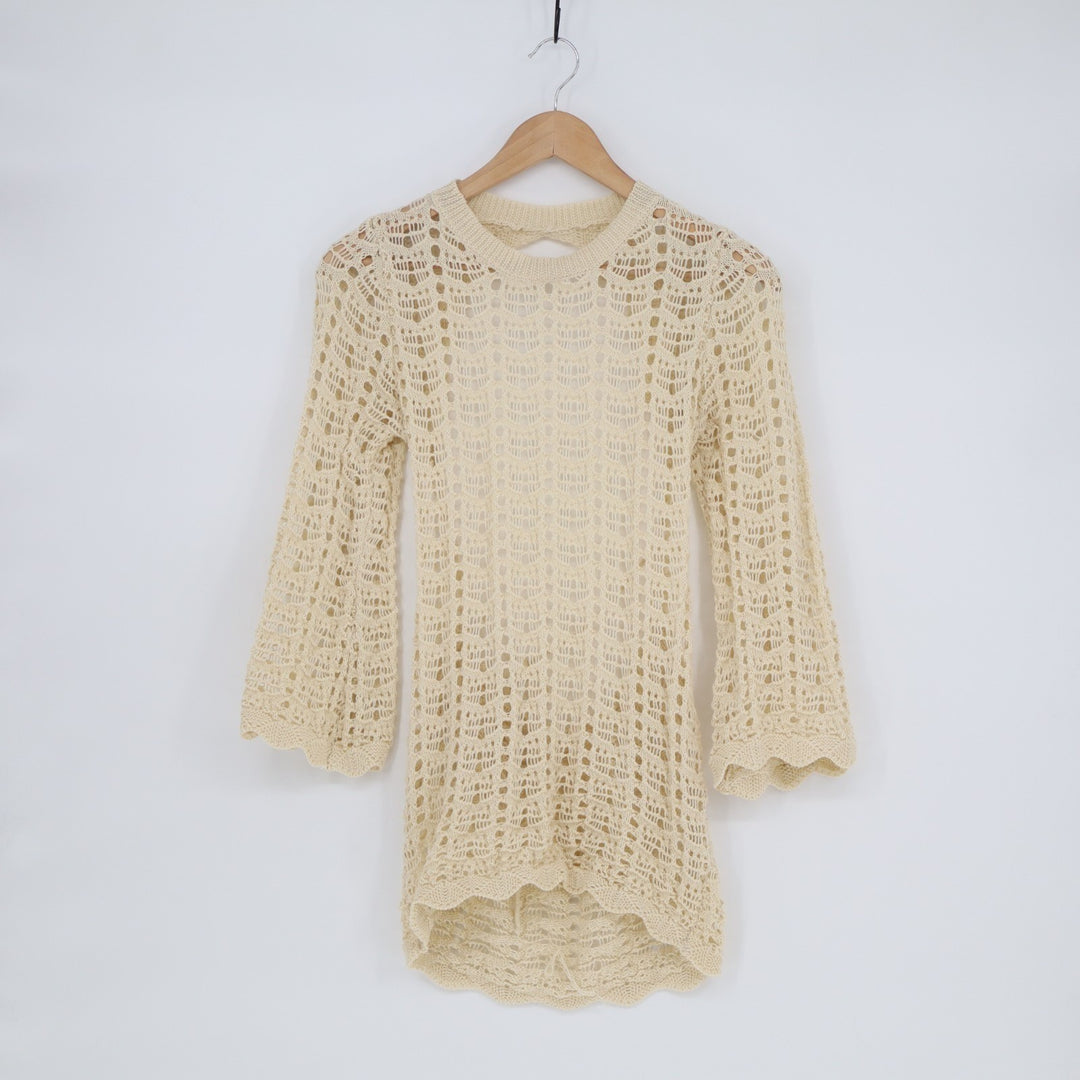 Cover Up Mini Dress womens XS/S Beige Knit Scalloped Hem Crew Neck Cut-Out Back