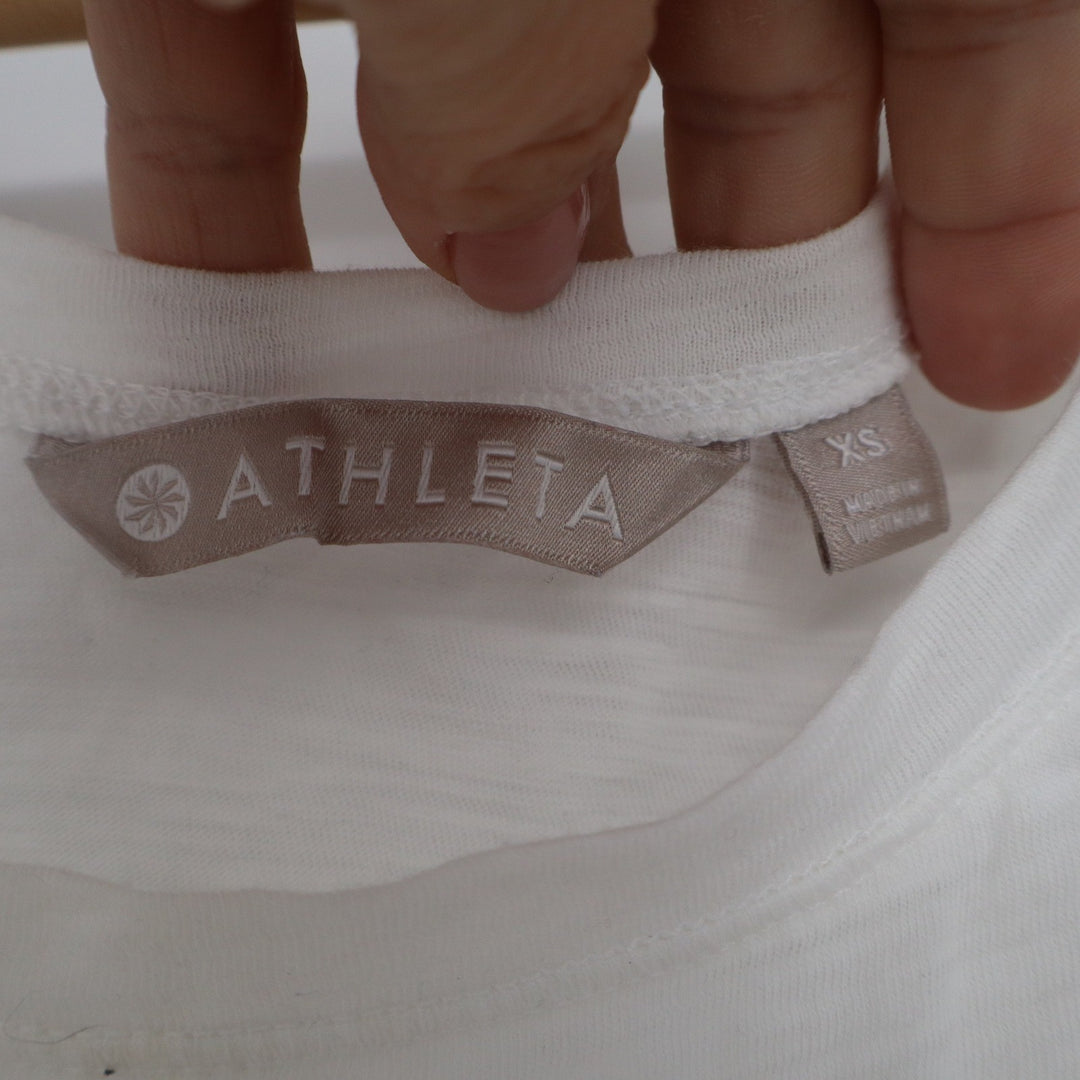 Athleta Womens XS White Slub Knit Strappy Back Short Sleeve Scoop Neck Top