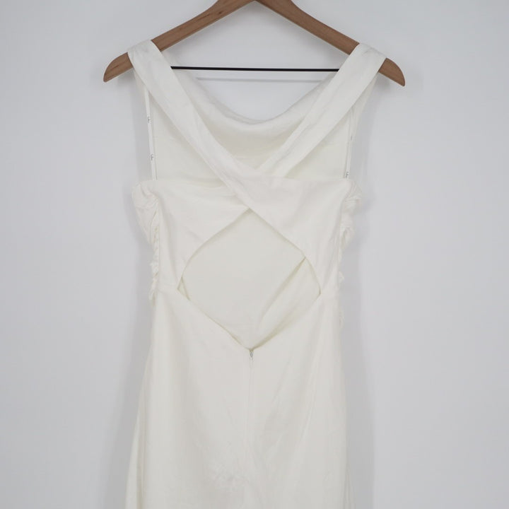 Lulus Effortlessly Sensational Maxi Dress Womens L White Satin Backless Back Zip