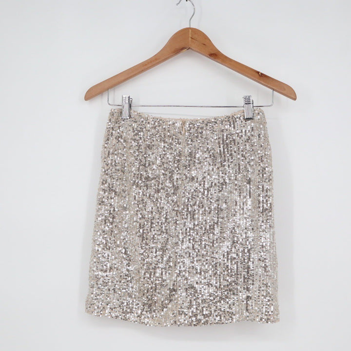 Love on a Hanger Sequin Mini Skirt Silver Sparkle Party Glam Size 7